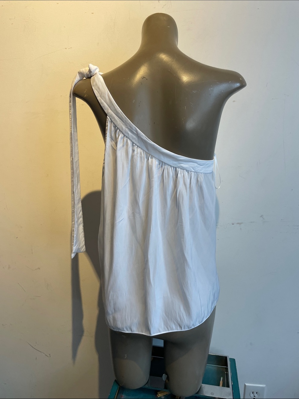 Ramy Brook lightweight one shoulder tank top - Picture 3 of 4